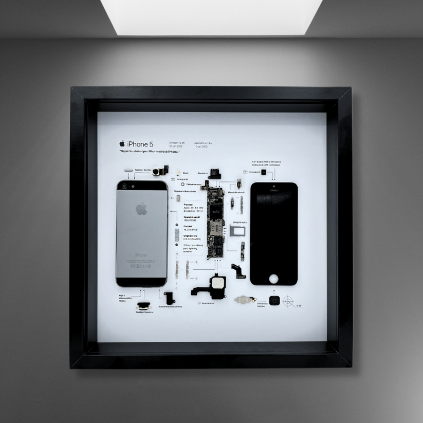 Obraz, Apple iPhone 5 černý - Barva rámečku: Černá